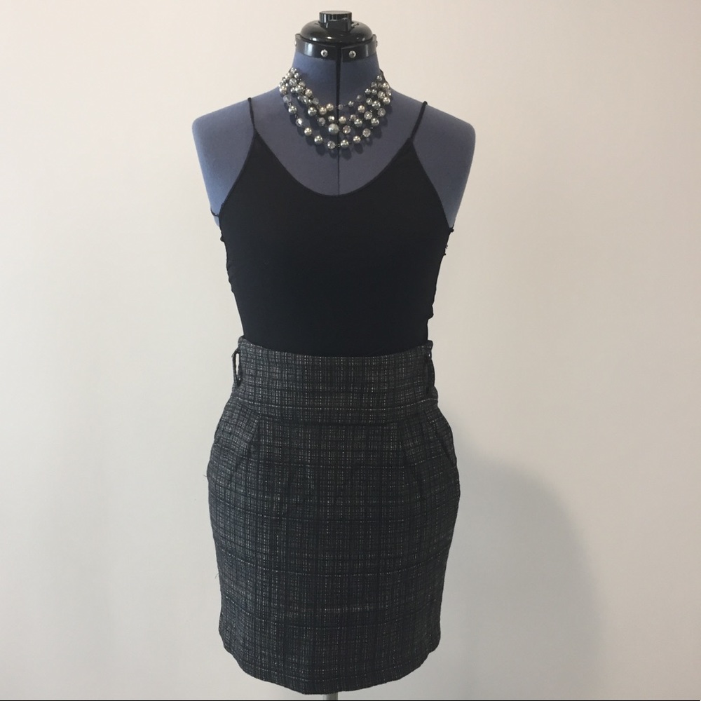 Forever 21 pencil skirt size small